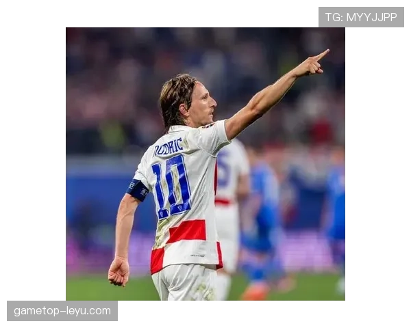 加维闪耀伯纳乌:年轻新星在莫德里奇光环下强势崛起 加维闪耀伯纳乌:年轻新星在莫德里奇光环下强势崛起