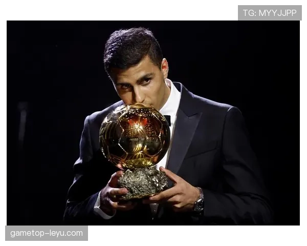 罗德里入围金球奖候选名单，彰显西班牙足球新生代风采