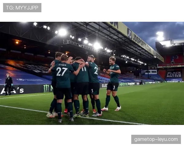 谢菲联刀片军团状态回暖，向新赛季发起冲击展现重振战斗精神