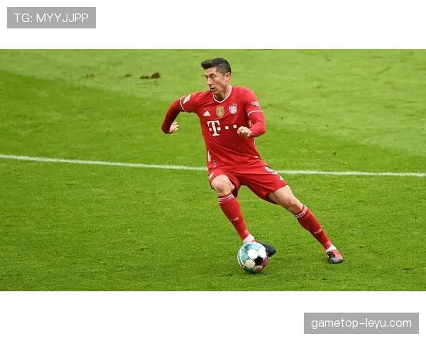 莱万多夫斯基成长轨迹解析：德甲历练如何塑造其终结能力