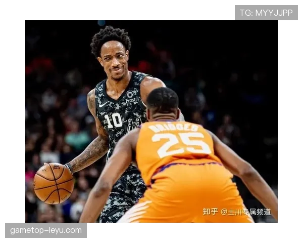 奥利塞 vs 杜埃:技术流新星的进攻效率与战术角色对比 奥利塞 vs 杜埃:技术流新星的进攻效率与战术角色对比